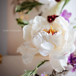 
                  
                    Load image into Gallery viewer, Masterclass: Edible Peony Wafer Flowers
                  
                