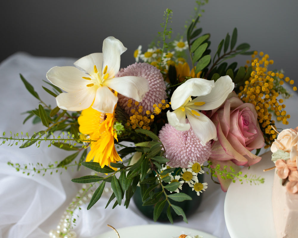 
                  
                    Load image into Gallery viewer, Seasonal Flower Arrangements
                  
                