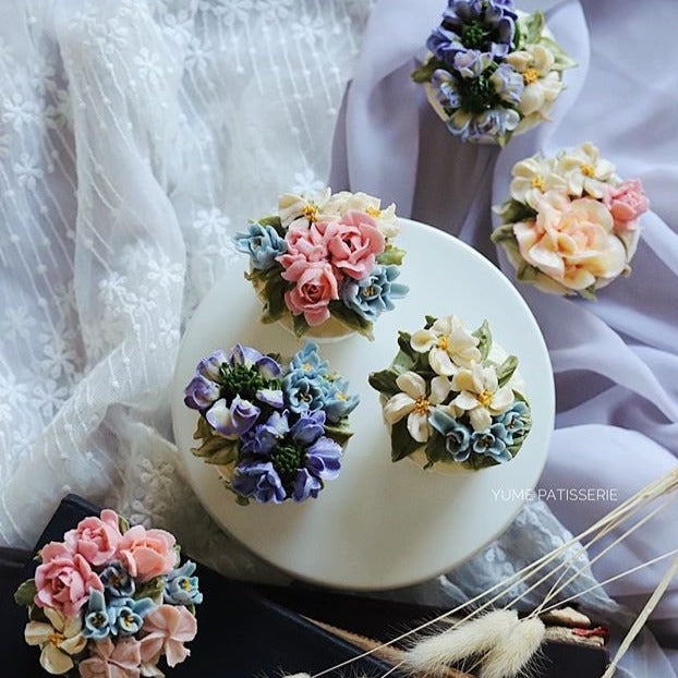 Masterclass: Natural Korean Buttercream Flower Cupcake (Basic)
