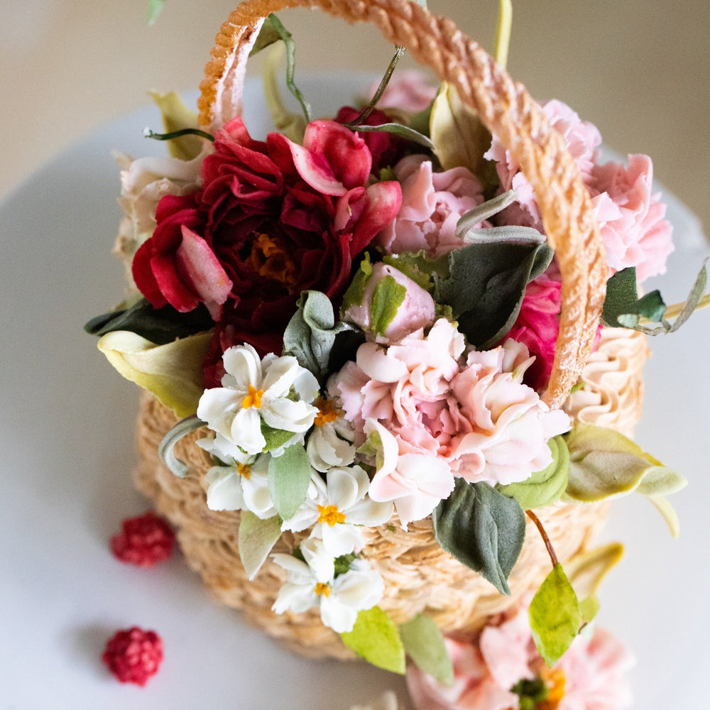 
                  
                    Load image into Gallery viewer, Masterclass: Korean Buttercream Flower Basket Cake
                  
                